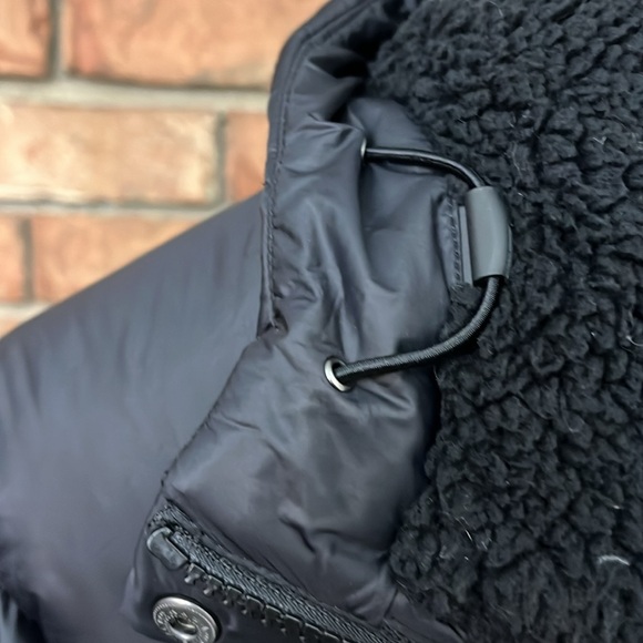 NWT Eddie Bauer extra large Stratuslite Down Faux Shearling Lined Hoodie Jacket - Picture 8 of 16